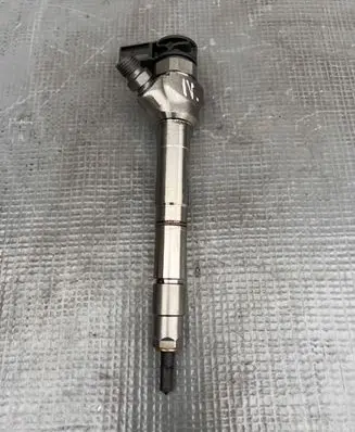 Volkswagen Arteon Shooting Brake Fuel injector 0445110960 05L130277M