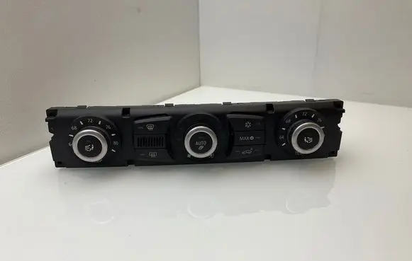 BMW 5 E60 E61 Climate control unit 9155643