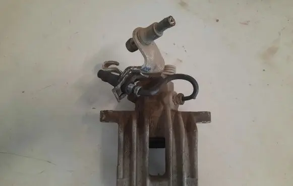 Skoda Octavia Mk2 (1Z) Rear brake caliper