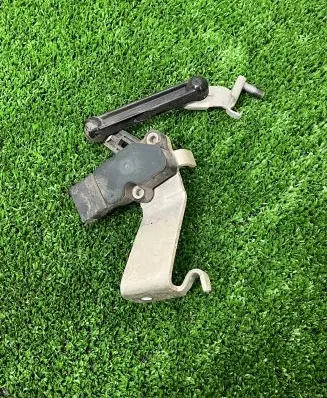 BMW X5 G05 Rear air suspension level height sensor 6870200 1991904858 6879039
