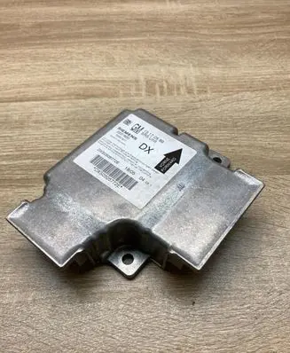 Opel Signum Airbag control unit/module 13170589