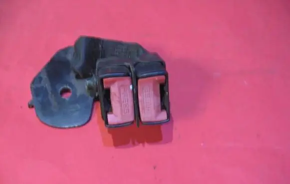 Renault Clio II Rear seatbelt TRW63042