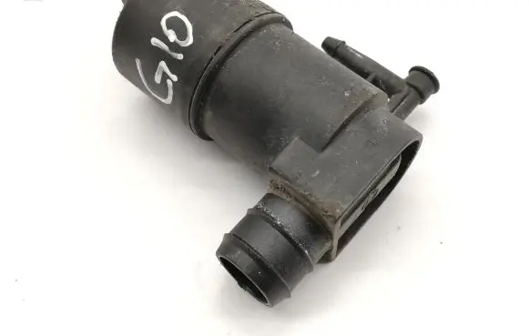 Toyota Verso-S Windscreen/windshield washer pump 853300F020