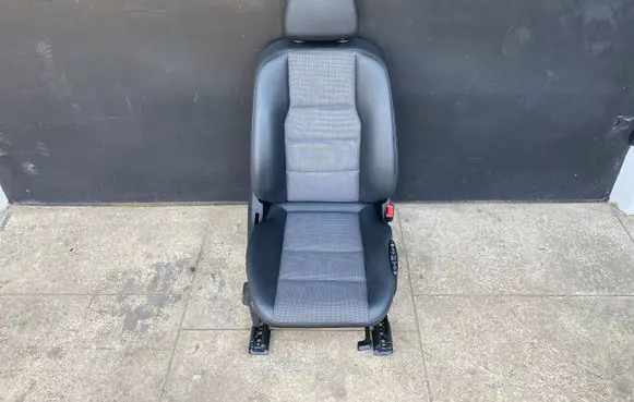 Front passenger seat