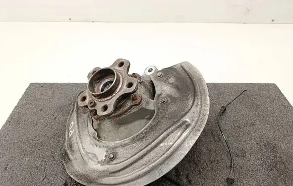 BMW X3 G01 Front wheel hub spindle knuckle 6882598