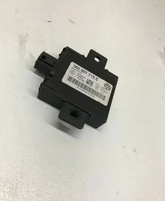 Volkswagen Golf IV Alarm control unit/module 1K0907719C 198005F62DG 28024256