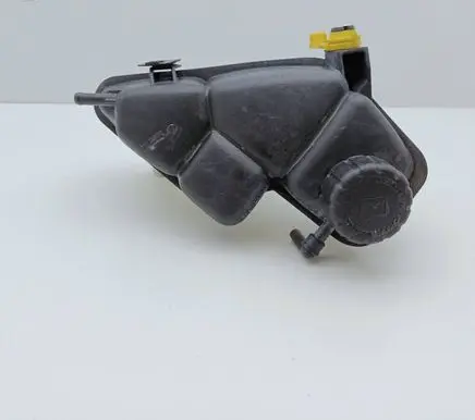 Mercedes-Benz A W168 Coolant expansion tank/reservoir 1685000149
