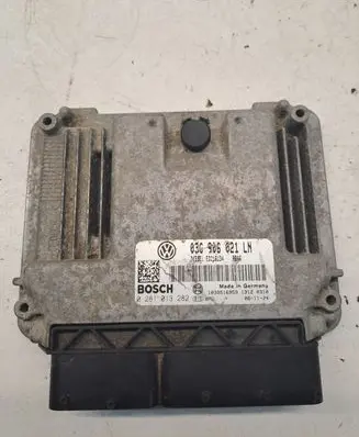 Seat Altea XL Engine control unit/module 03G906021LN 0281013282