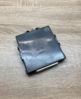 Toyota Prius (XW20) Power management control unit 8967047010