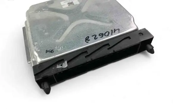 Volvo S60 Engine control unit/module ECU 30684877A