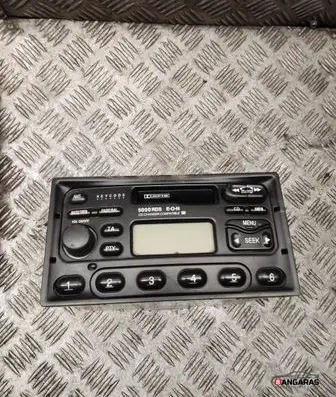 Radio/CD/DVD/GPS head unit