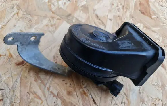 Volvo XC90 Horn signal 31349366 A046522