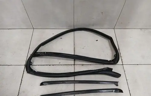 Porsche 911 992 Rubber seal front coupe door window 992845121G