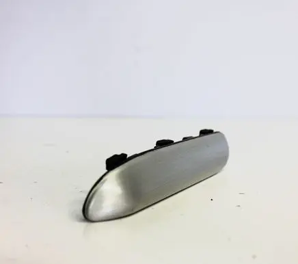 Dashboard glove box trim