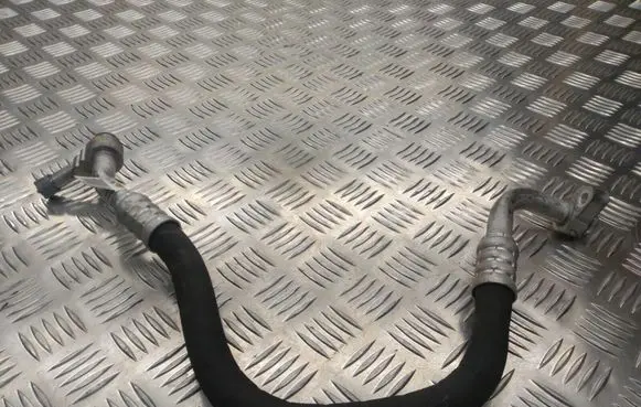 Mercedes-Benz GLE (W166 - C292) Air intake hose/pipe A1668302301
