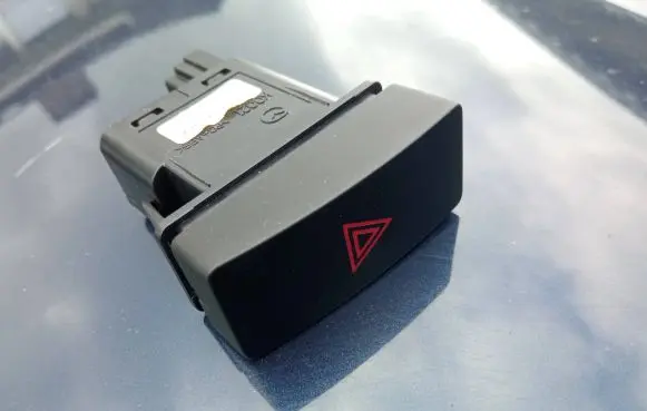 Mazda CX-5 Hazard light switch KD45664H0