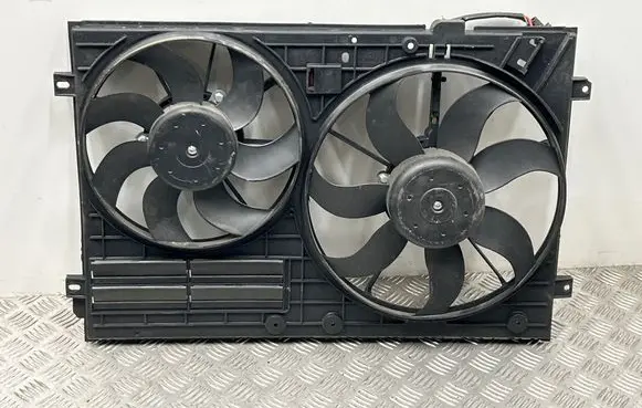Volkswagen PASSAT B6 Electric radiator cooling fan 