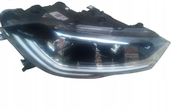 Volkswagen Polo VI Headlight/headlamp 2G1941036R