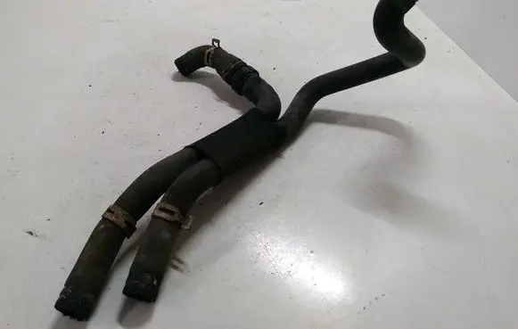 Renault Trafic II (X83) Engine coolant pipe/hose