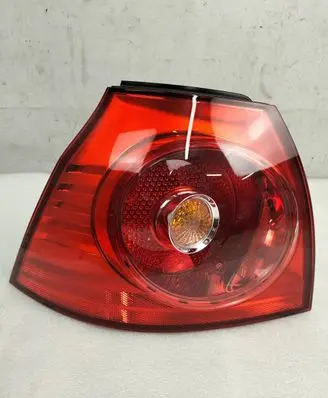 Volkswagen Golf V Rear/tail lights 1K6945095J