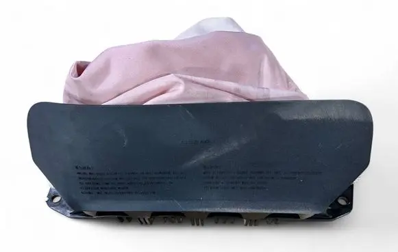 Knee airbag