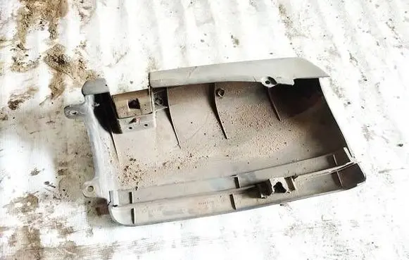 Rear bumper corner part panel trim