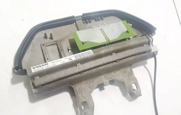 Volvo S60 Antenna control unit 8622260