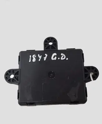 Volvo V40 Cross country Door control unit/module 31343873 261015 AV6N14C236BB