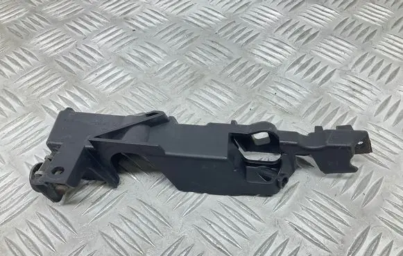 Audi A6 S6 C7 4G Front bumper mounting bracket 4G0807284