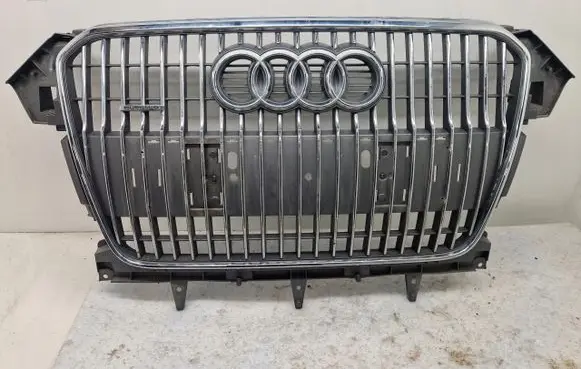 Audi A4 Allroad B8 Front bumper upper radiator grill