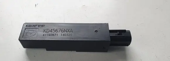Mazda 3 II Aerial antenna amplifier