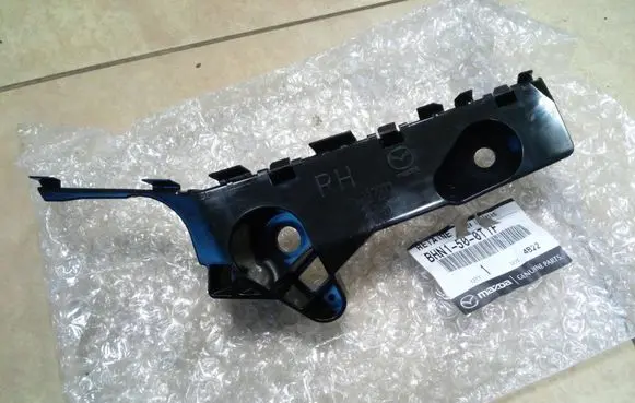Mazda 3 III Front bumper mounting bracket BHN1500T1 NE69631