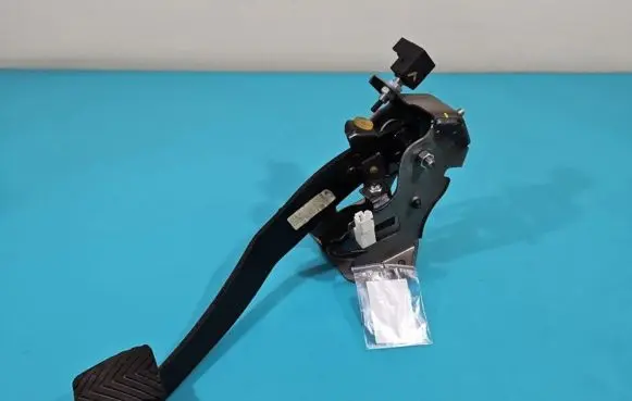 Hyundai ix35 Pedal assembly GEZAC0385 IMPRK1391240