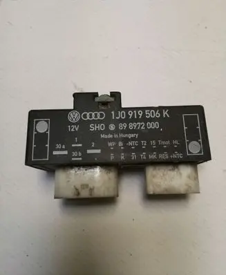 Audi A3 S3 8P Coolant fan relay 