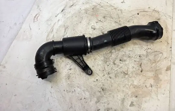 Jaguar XE Air intake hose/pipe GX739C623DB GX739C623CA