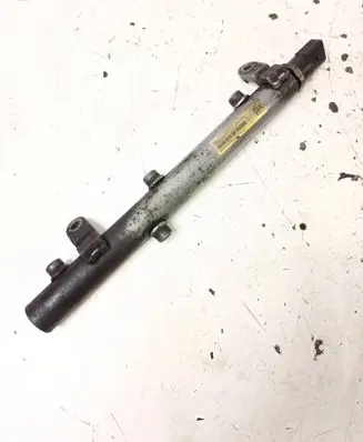 Mercedes-Benz ML W164 Fuel main line pipe A6420700695 0622100351