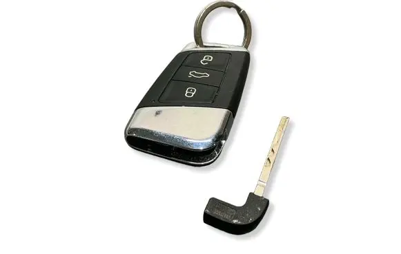 Volkswagen PASSAT B8 Ignition key/card 3G0959752
