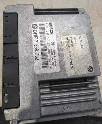 BMW 3 E46 Engine control unit/module 26RT5524 0261209007 7508292