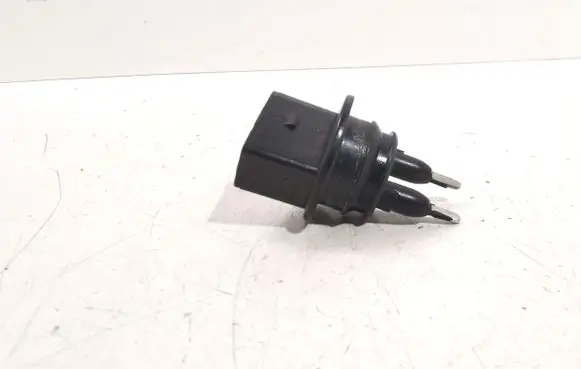 Audi Q7 4L Windshield washer fluid level sensor 7H0919376