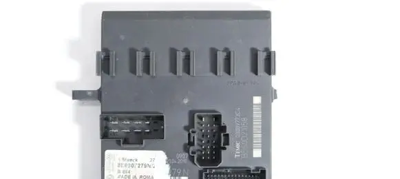 Audi A4 S4 B7 8E 8H Comfort/convenience module 8E0907279N