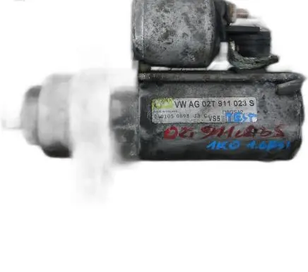 Volkswagen Golf V Starter motor 02T911023S