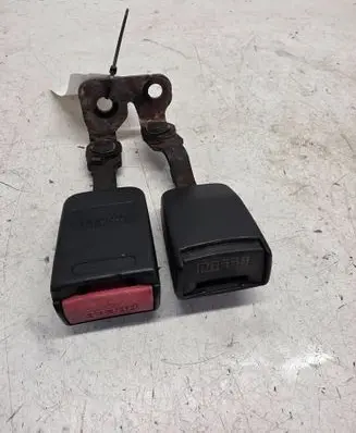 Peugeot 607 Rear seatbelt buckle 