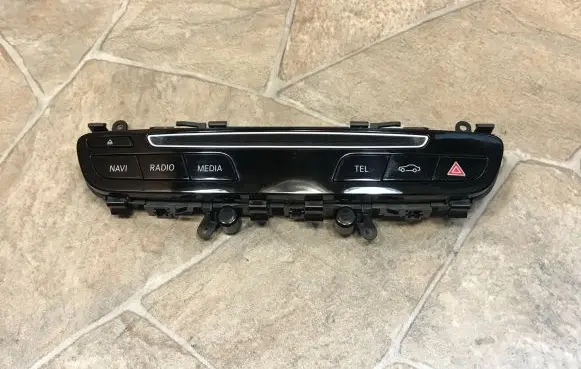Mercedes-Benz C W205 Hazard light switch A2059053601