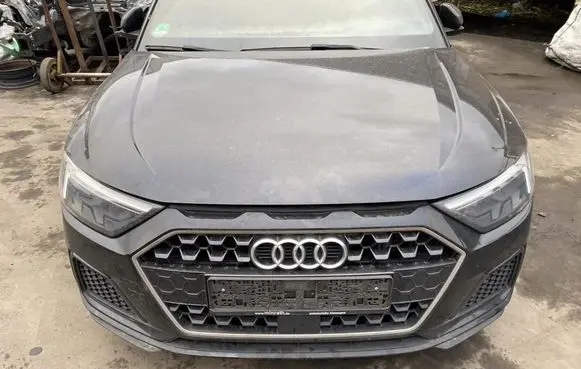 Audi A1 Front piece kit 