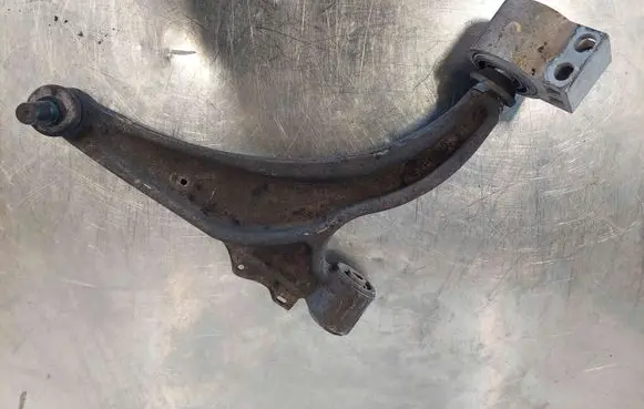 Chevrolet Cruze Front lower control arm/wishbone
