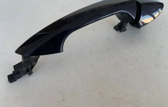 Mercedes-Benz CLA C117 X117 W117 Front door exterior handle A2047600270 A2047600420