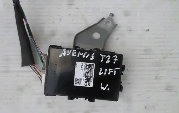 Toyota Avensis T270 Other control units/modules 8969005120
