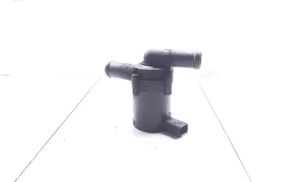 Volkswagen PASSAT B5.5 Electric auxiliary coolant/water pump 078121601 70207400