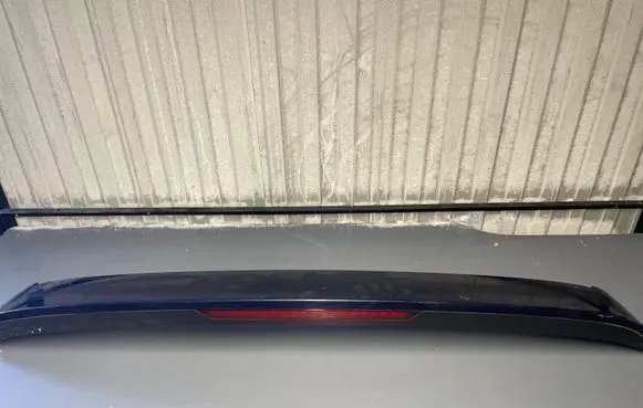 Audi Q7 4L Tailgate/trunk spoiler 4L0827933