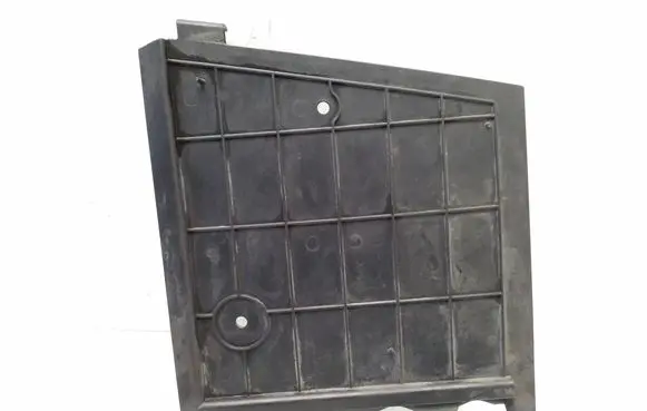 Volkswagen Transporter - Caravelle T5 Battery tray heat shield 7H0915438